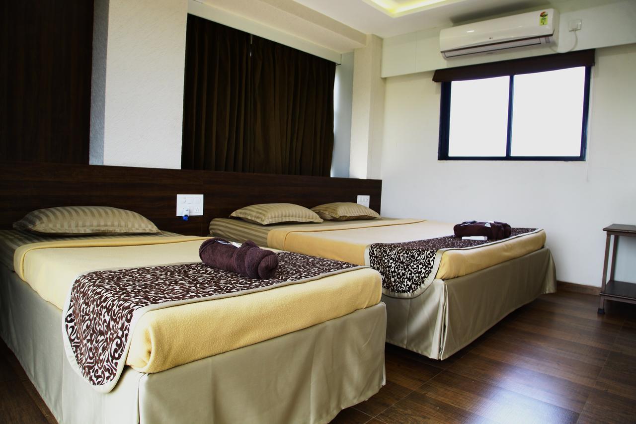 Hotel Maratha Residency รัตนากีรี ภายนอก รูปภาพ