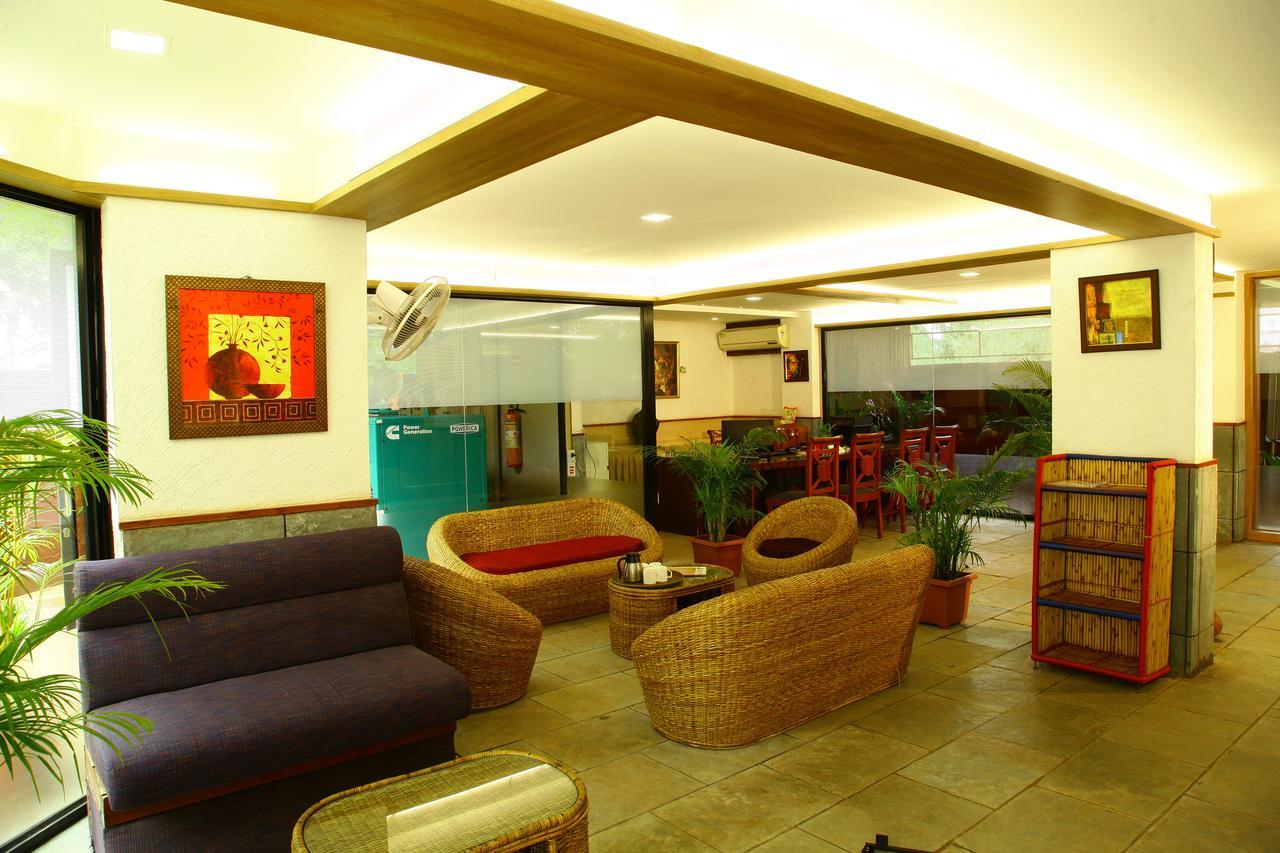 Hotel Maratha Residency รัตนากีรี ภายนอก รูปภาพ