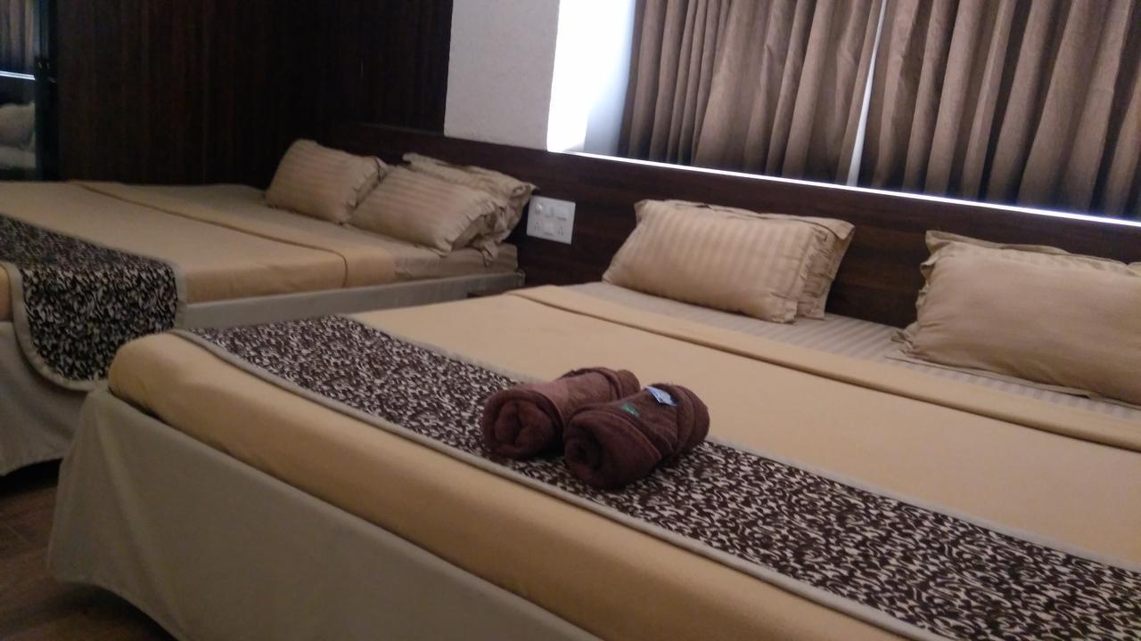 Hotel Maratha Residency รัตนากีรี ภายนอก รูปภาพ